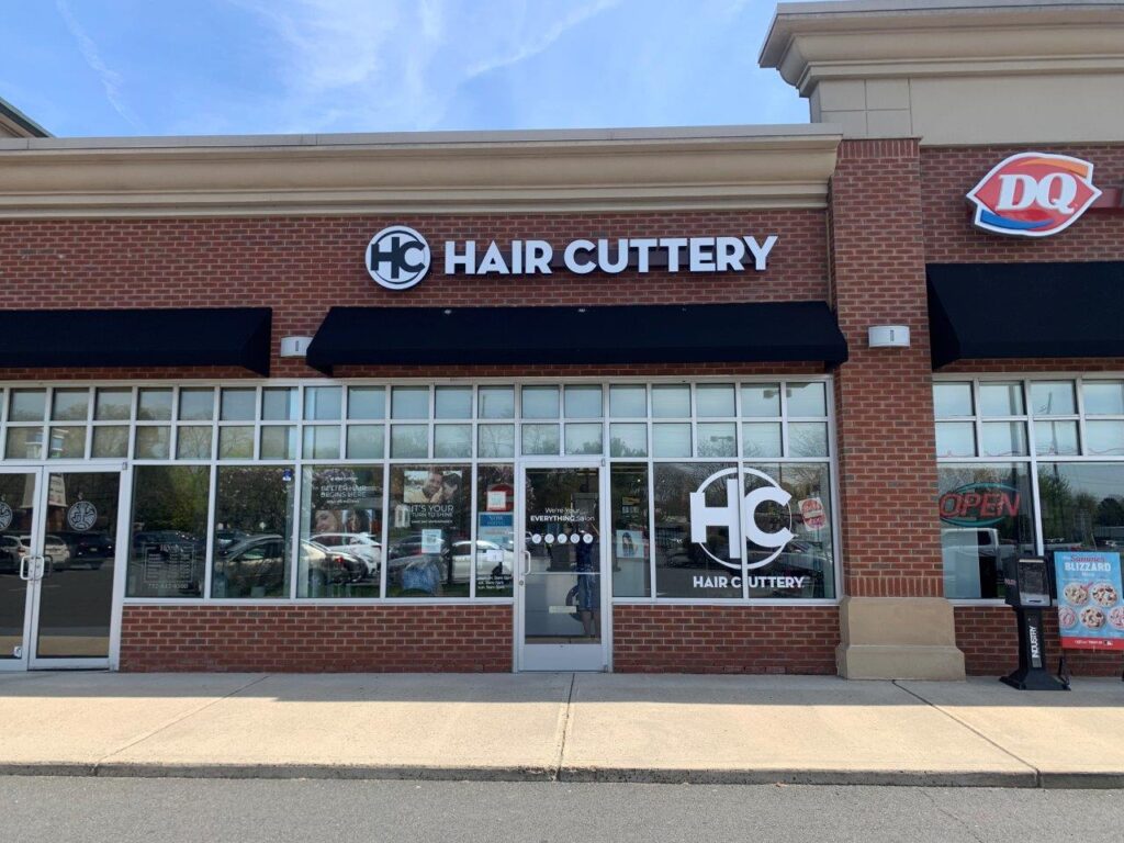 A brick entrance to a Hair Cuttery salon